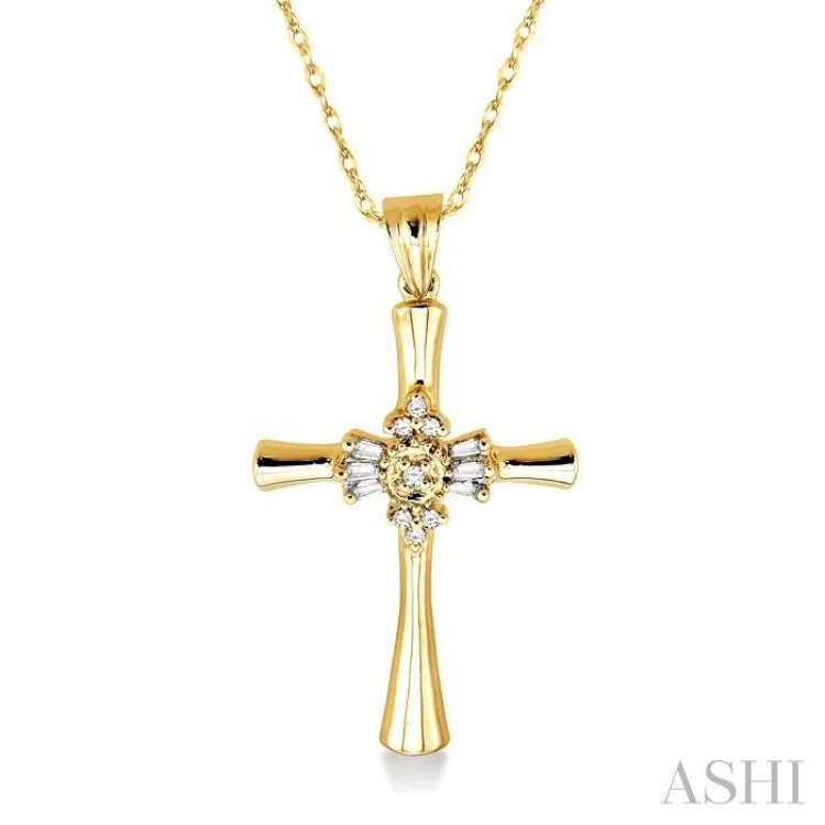 1/6 Ctw Baguette and Round Cut Diamond Cross Pendant in 14K Yellow Gold with Chain