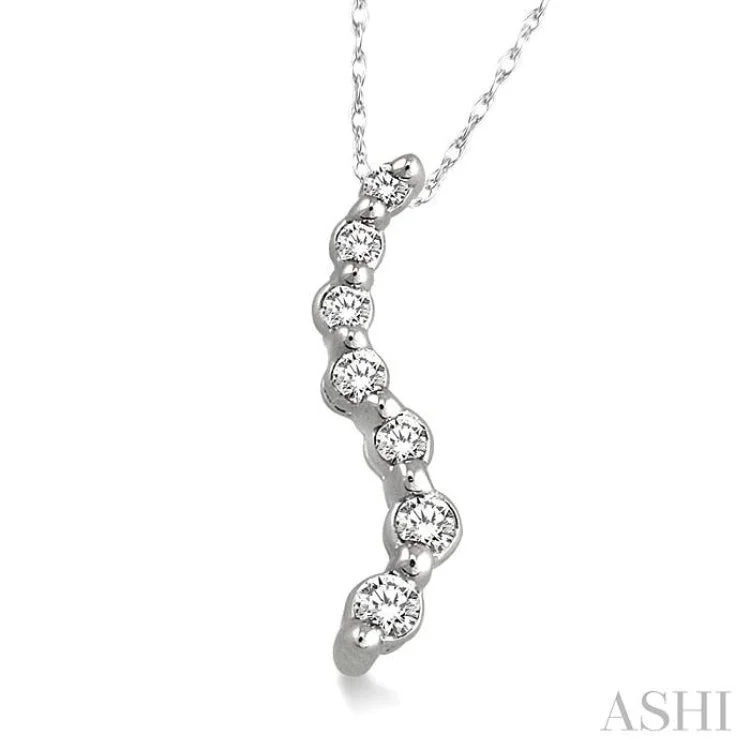 1/4 Ctw Swirl Journey Diamond Pendant in 14K White Gold with Chain