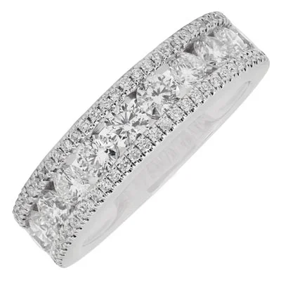 Diamond Channel Wedding Band in 14kt White Gold (1 1/2ct tw)