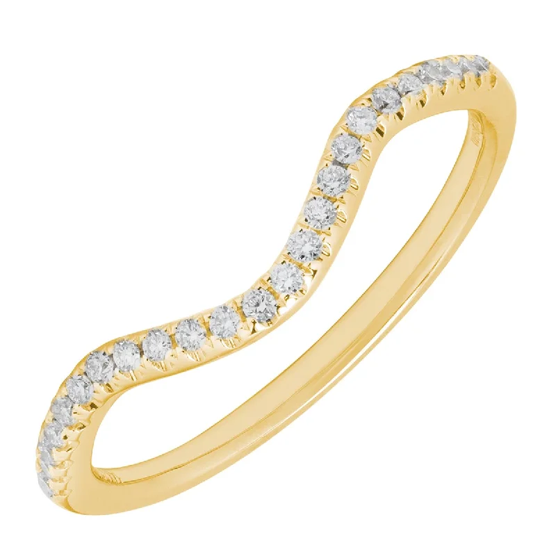 Diamond Curve Wedding Band in 14k Yellow (1/10ct tw)