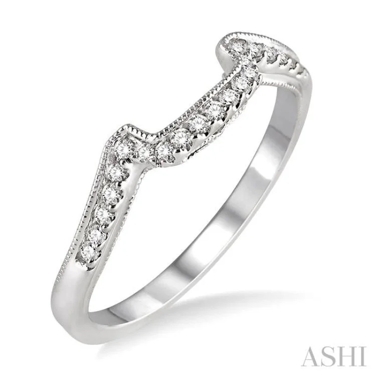 1/6 Ctw Round Cut Diamond Wedding Band in 14K White Gold