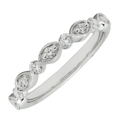 Diamond Band in 14kt White Gold (1/4ct tw)