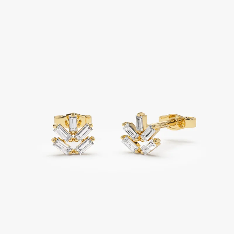 14k  Dainty Minimal Baguette Diamond Studs