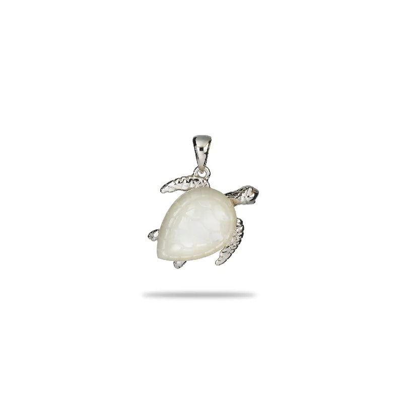 Honu Mother of Pearl Pendant in White Gold - 16mm