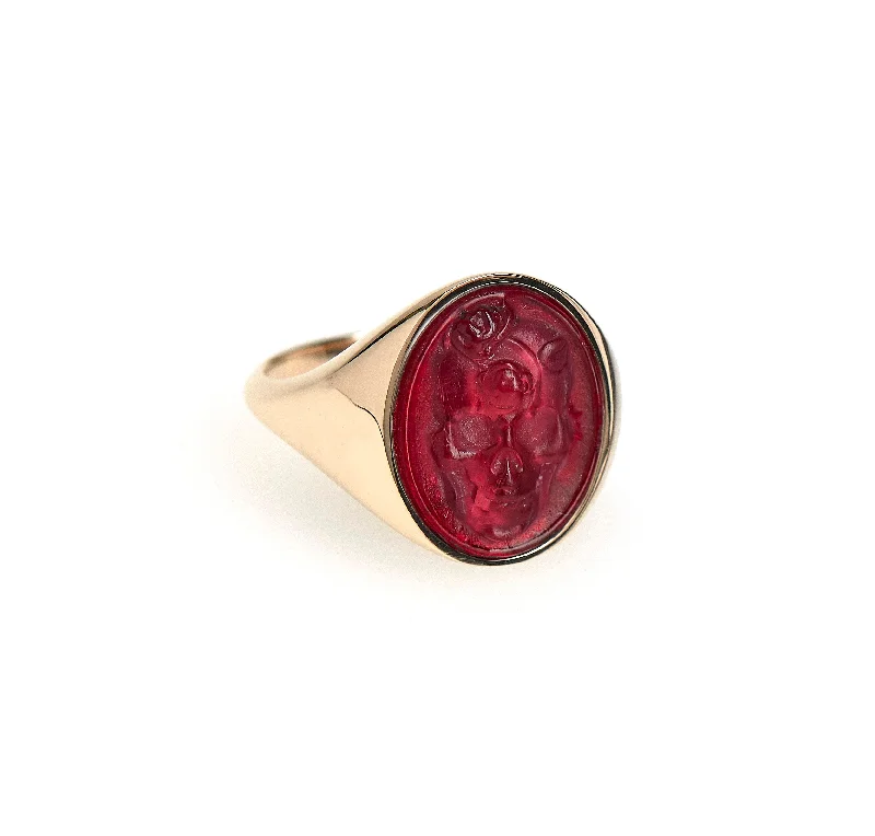 ETERNAL SKULL INTAGLIO SIGNET RING